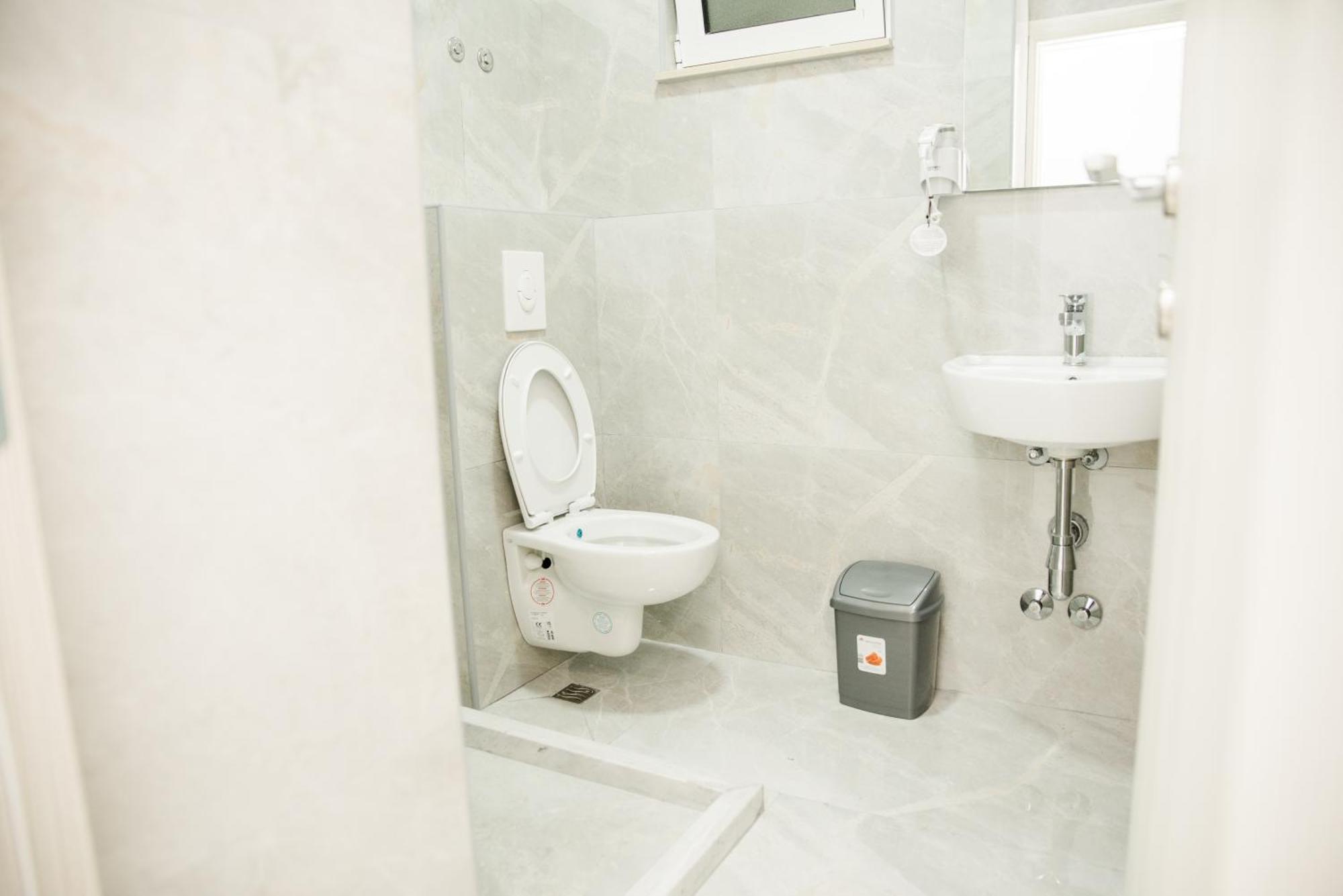 M&H Apartments Ulcinj Quarto foto