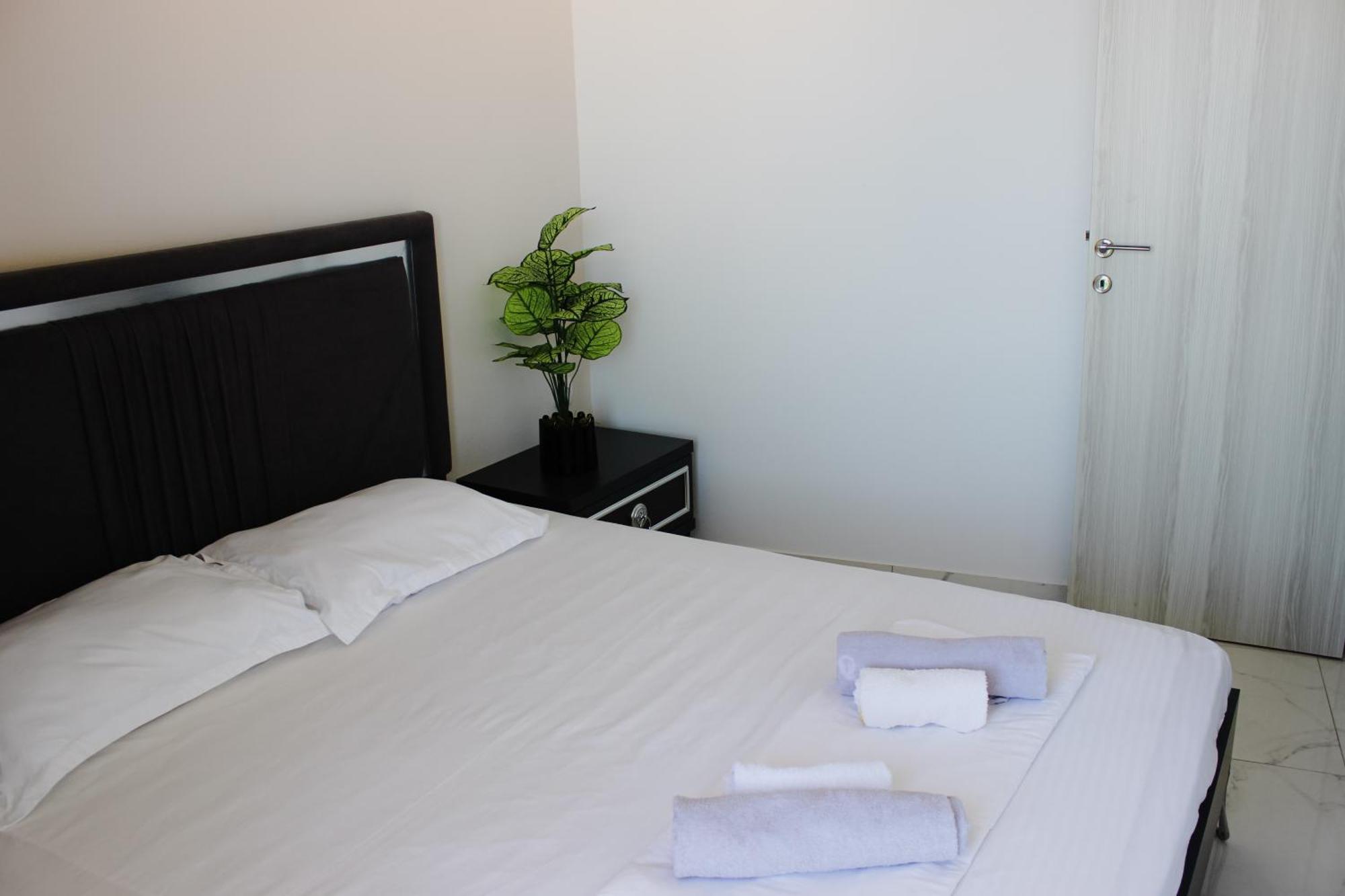 M&H Apartments Ulcinj Quarto foto